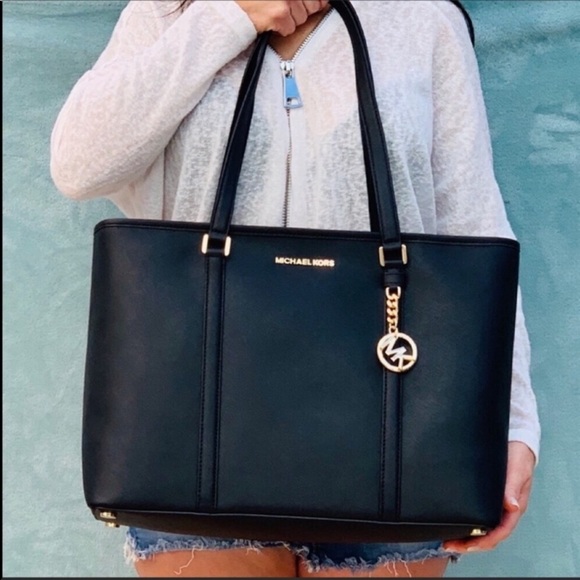 Nwt Michael Kors Large Sady laptop bag black - Picture 2 of 8